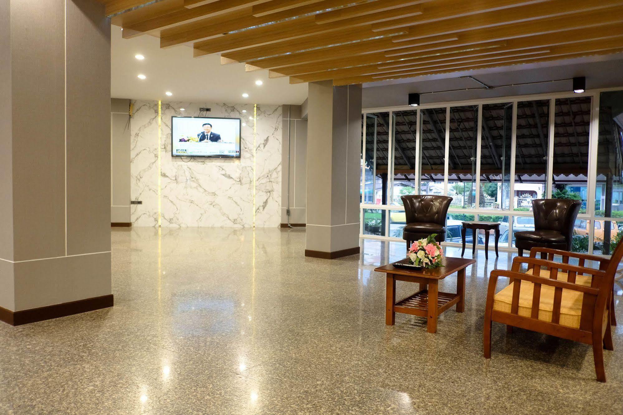 Krabi Royal Hotel Esterno foto